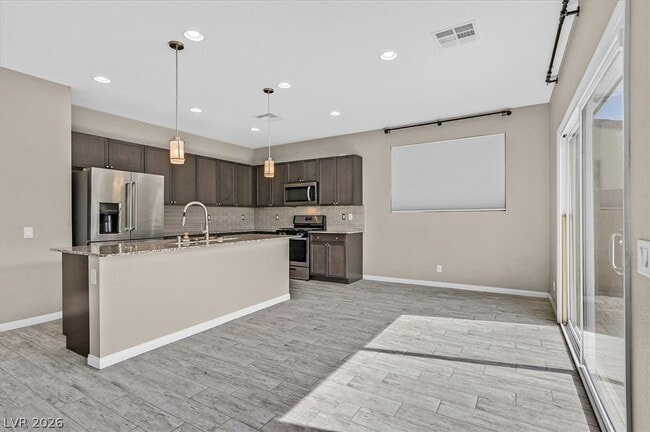 Building Photo - 6249 Echo Mountain St