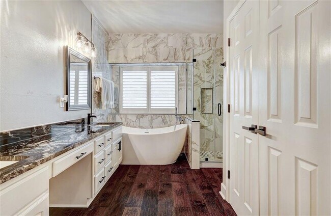 Building Photo - 30389 Ledgemont