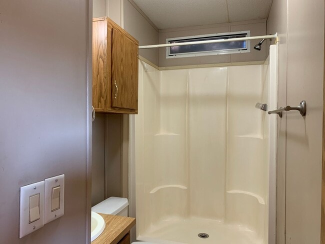 Building Photo - Home Sweet Home