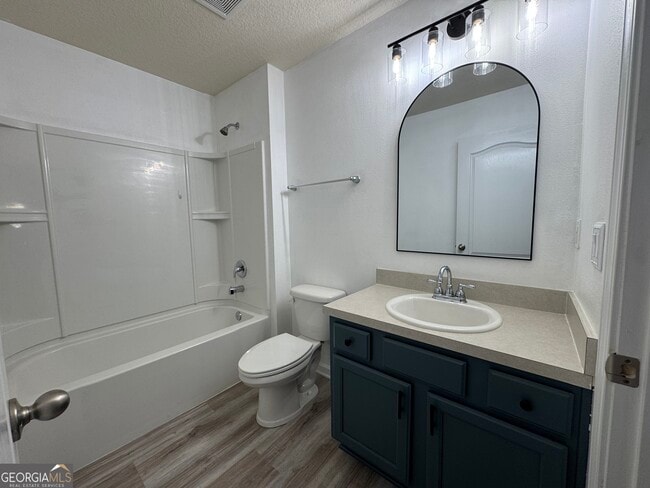 Building Photo - 217 Brooklet Cir