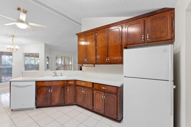 Building Photo - 4591 Scarlet Dr