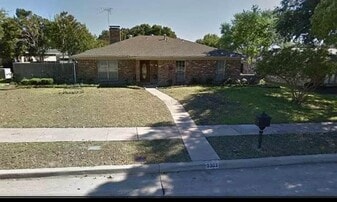 Building Photo - 2302 Bengal Ln