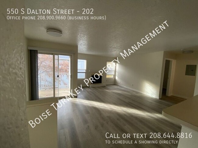 Building Photo - 550 S Dalton Ln