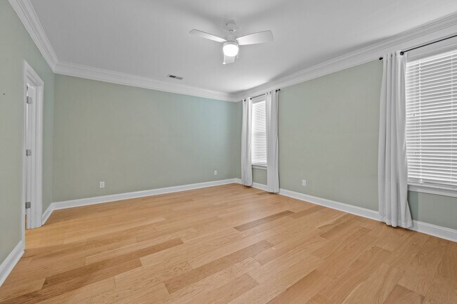 Building Photo - 720 Goodlet Cir