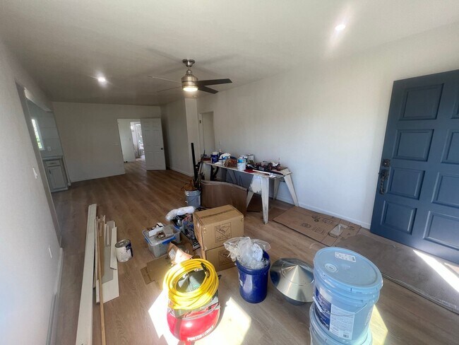 Building Photo - FULLY REMODELED 3BR/2BA HOME in Spring Valley