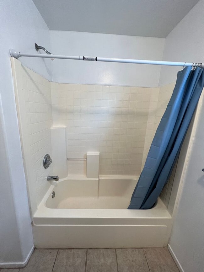 Building Photo - 1516 Hadar Rd