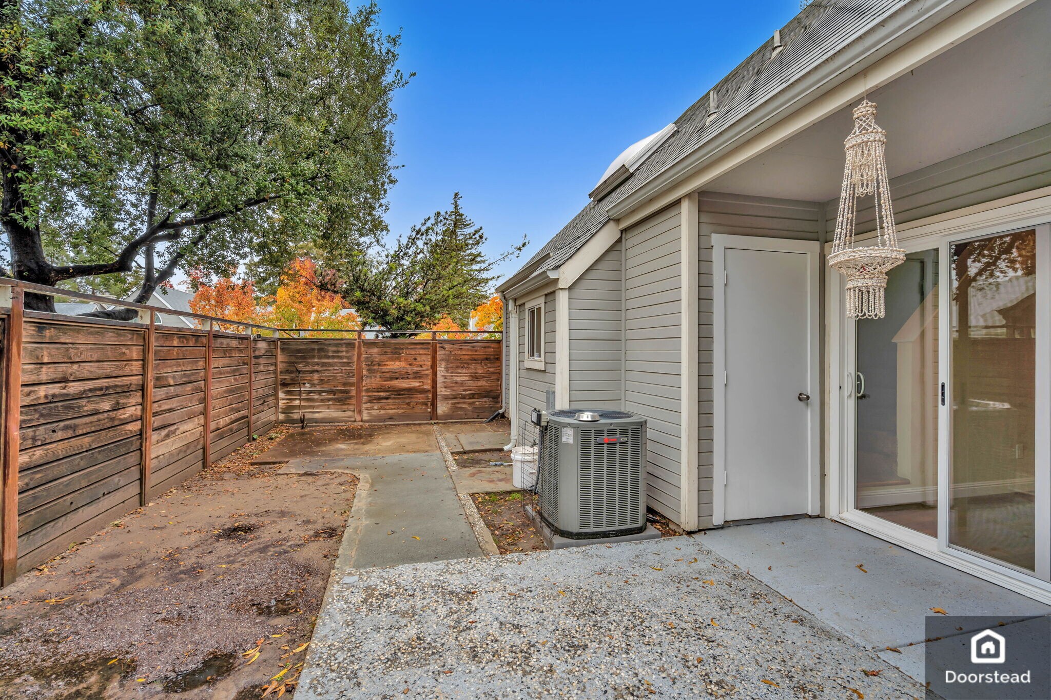 Building Photo - 1714 Somerset Pl
