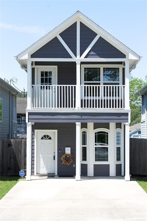 Primary Photo - 396 Spooner St