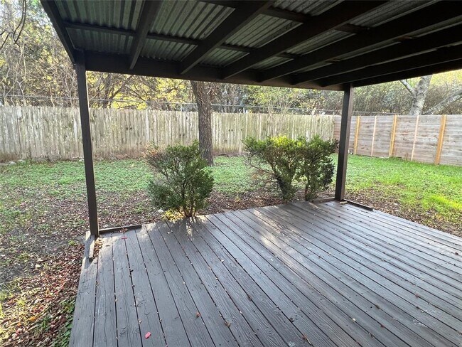 Building Photo - 5909 Avery Island Ave