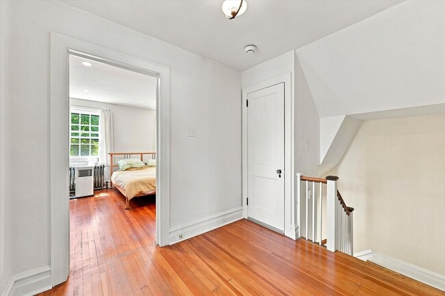 Building Photo - Beautiful 3B/2B Twin with Off-Street Parking in West Chester Borough