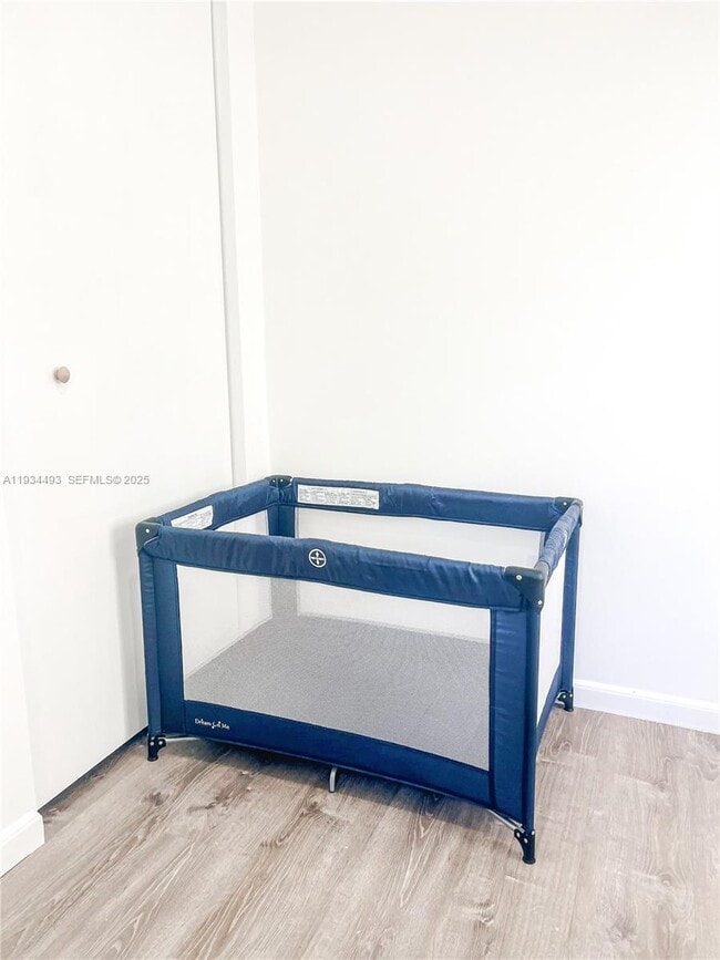 Building Photo - 4139 NW 23rd Ave