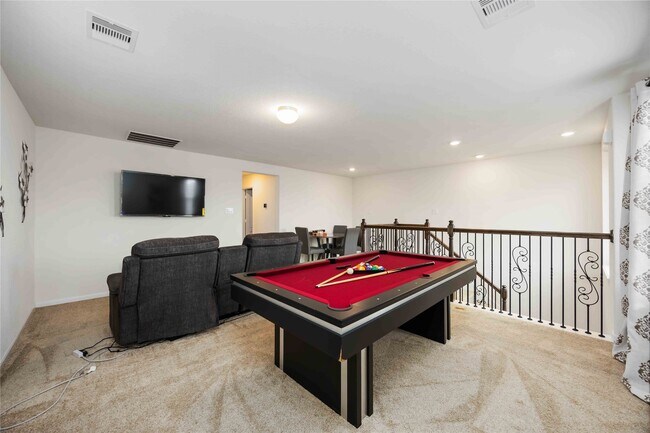 Building Photo - 8006 Ash Ridge Dr