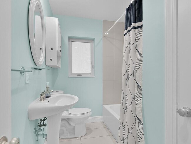 Building Photo - 3104 Pierson Dr