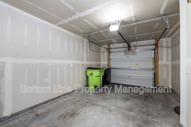 Building Photo - 1129 Lily Loch Wy