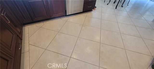 Building Photo - 1 Andria