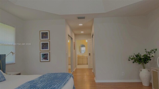 Building Photo - 165 Cypress Trce