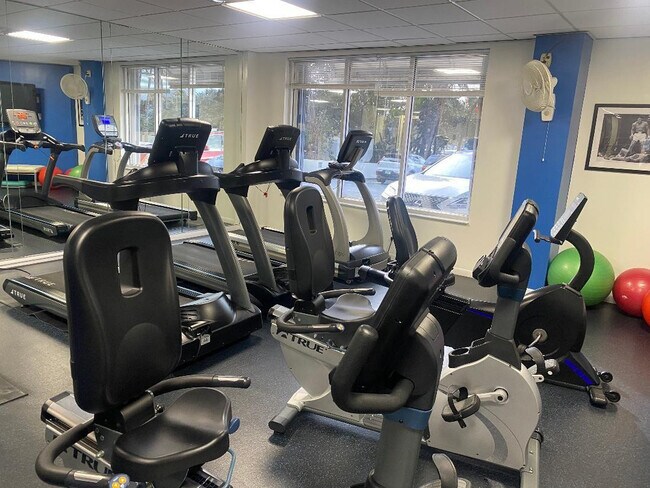 Building Photo - 3900 Galt Ocean Dr