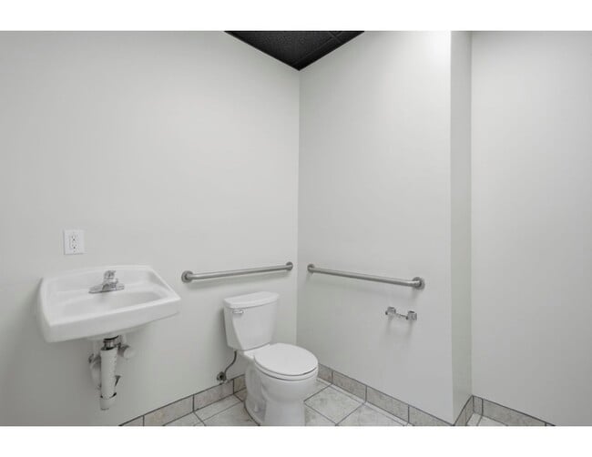 Building Photo - 1449 Field Park Cir NW