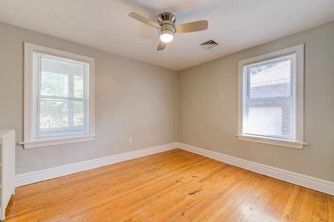 Building Photo - 7125 Tulane Ave