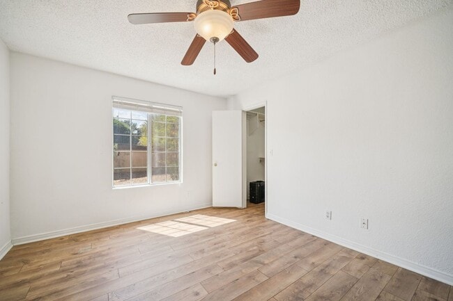 Building Photo - 2200 S Fort Apache Rd