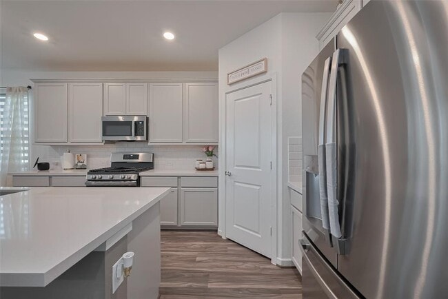Building Photo - 21611 Shadowbrook Birch Dr