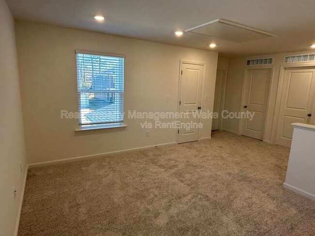 Building Photo - 2632 Pivot Rdg Dr