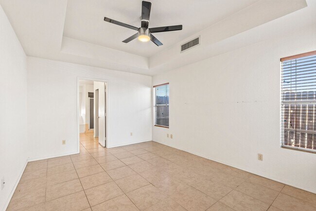 Building Photo - 2616 W Kassandra Pl