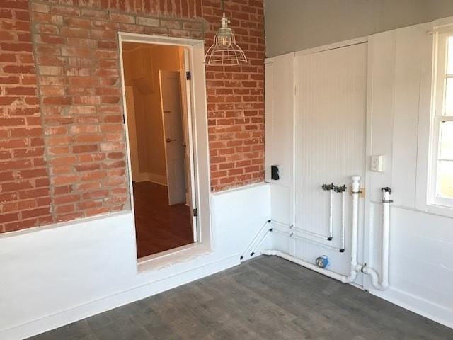 Building Photo - 542 Elm St