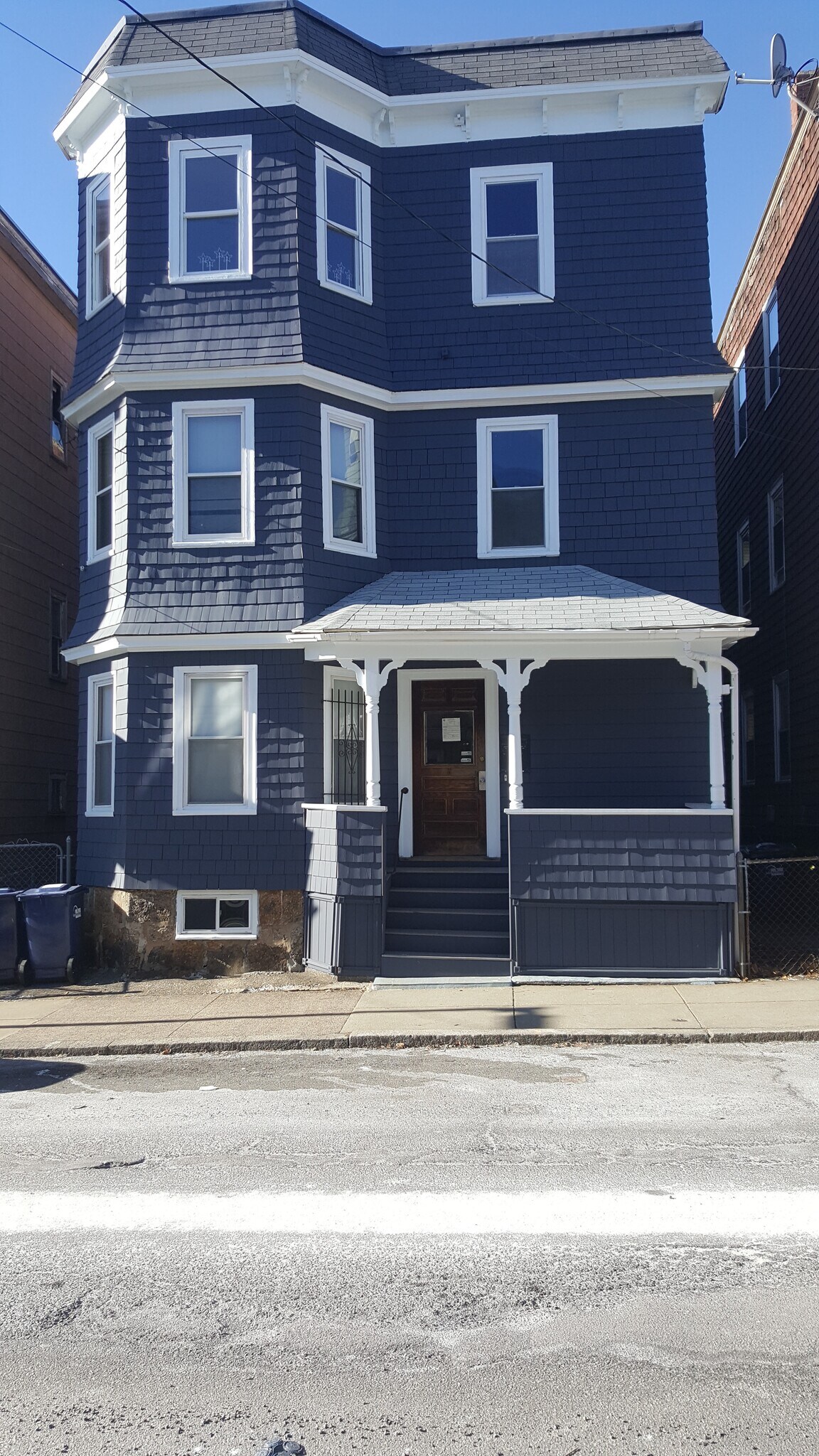 8 Buttonwood street - 8 Buttonwood St