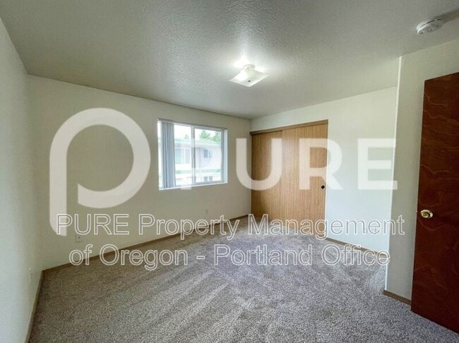 Building Photo - 2619 SE 125th Ave