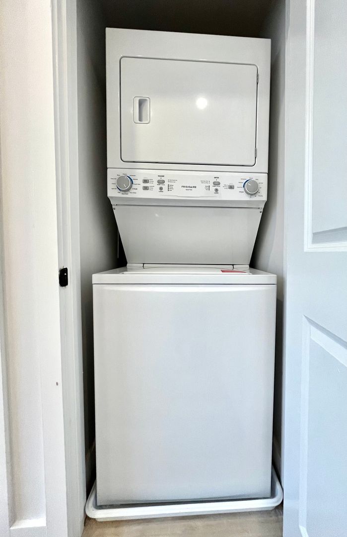 Building Photo - 1802 11th St NW