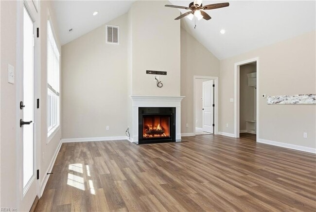 Building Photo - 5055 Mineral Spring Rd
