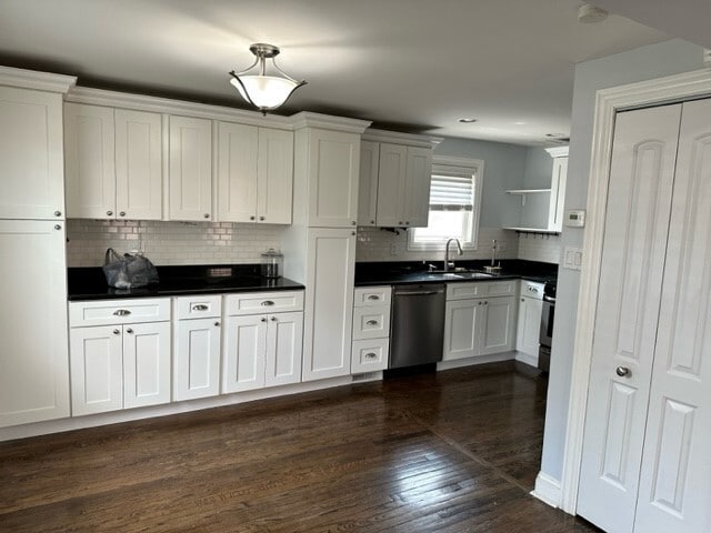 Kitchen - 6422 S Lawler Ave