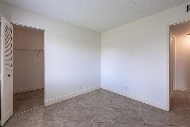Building Photo - 4773 Sable Pine Cir