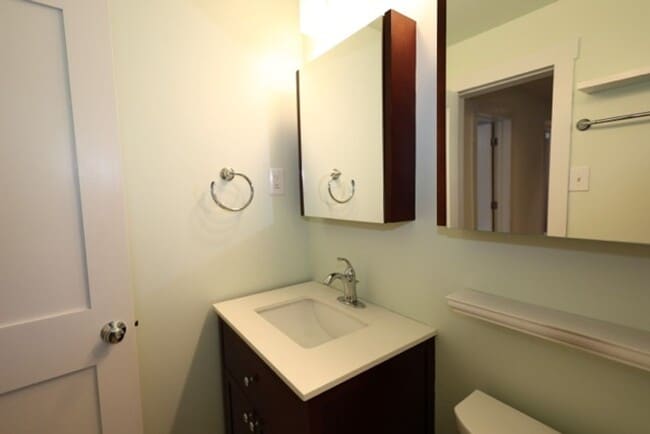 Building Photo - 2 Bedroom Condo in Buckhead for RENT!!! (Garden Brook at Peachtree Hills)