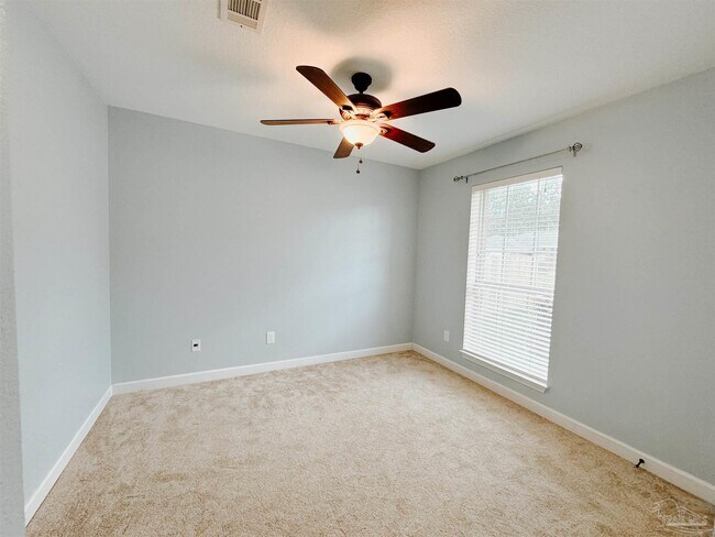 Building Photo - 1240 Benning Pl
