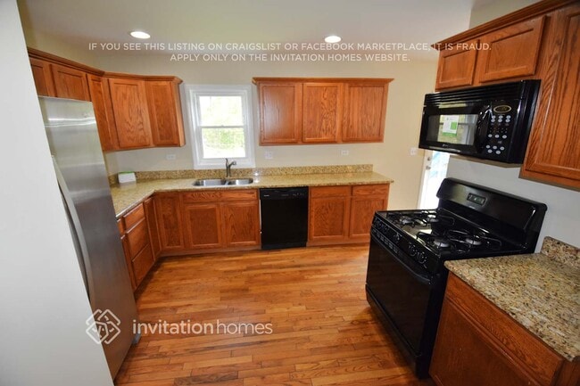Building Photo - 5301 W Orchard Dr