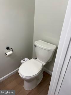 Building Photo - 2707 Fairdale Terrace