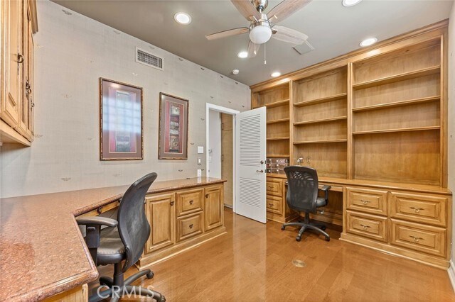 Building Photo - 1800 E Ocean Blvd