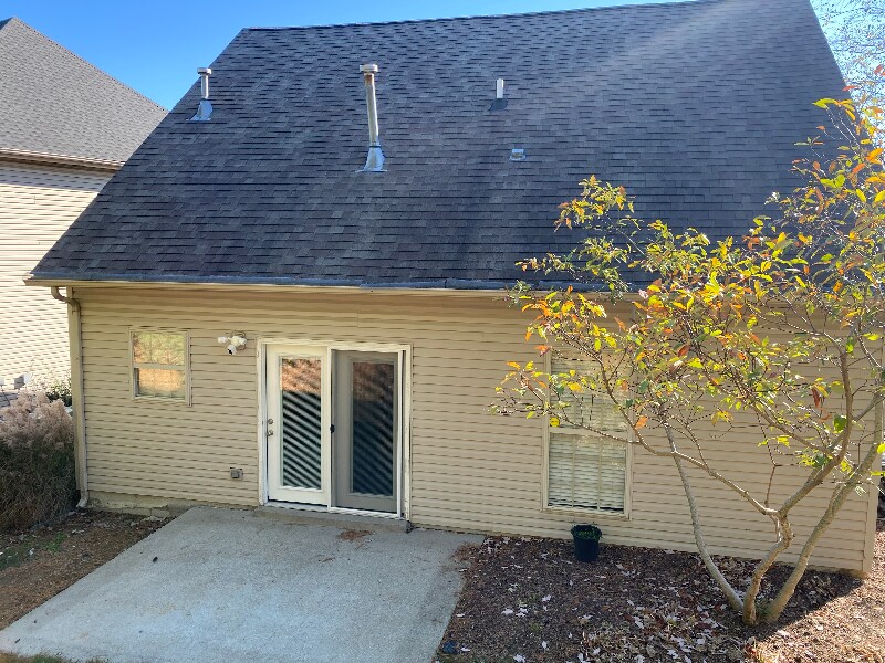 Building Photo - 2009 Stonewood Ln