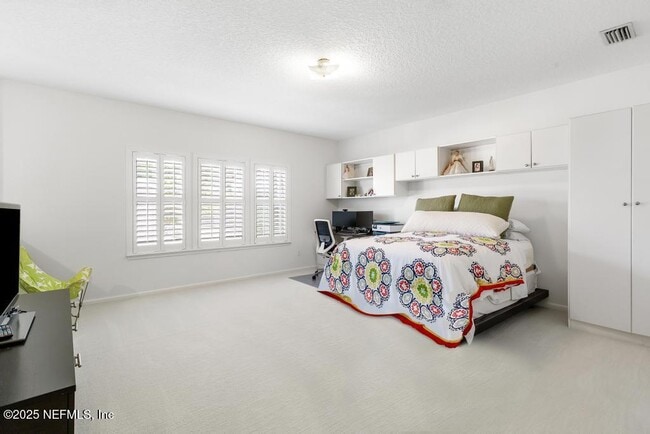 Building Photo - 3139 Ashgrove Rd