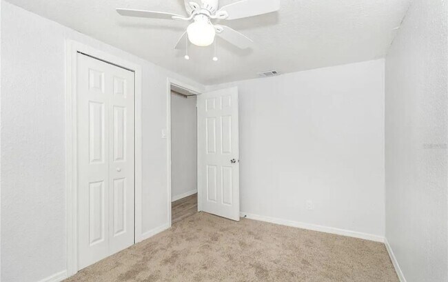 Building Photo - 4214 E Palifox St