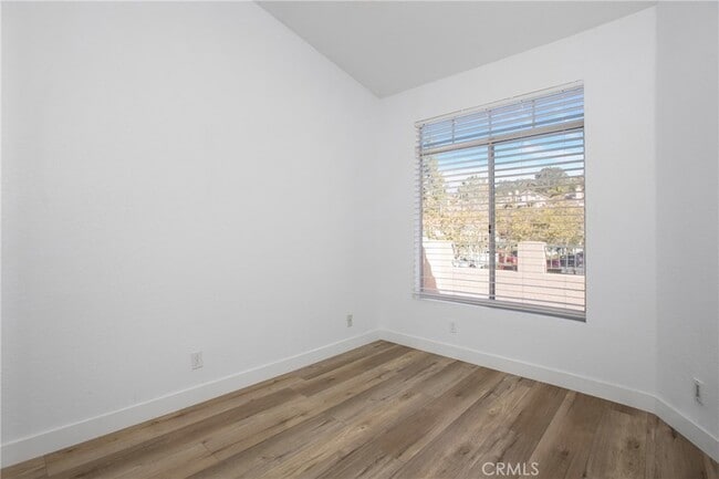 Building Photo - 65 Whippoorwill Ln