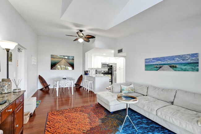 Building Photo - 1008 Green Pine Blvd