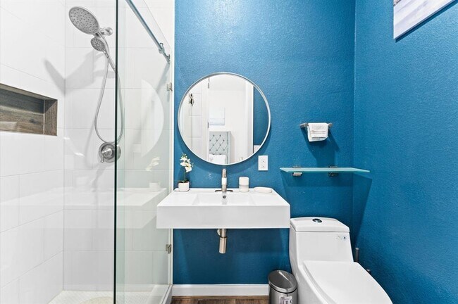 Building Photo - 21 Cassena Grove Pl