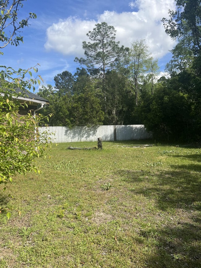 Building Photo - 822 Waterfield Dr