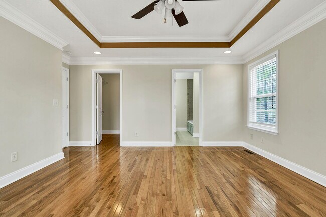 Building Photo - 217 Home Pl Ct SE