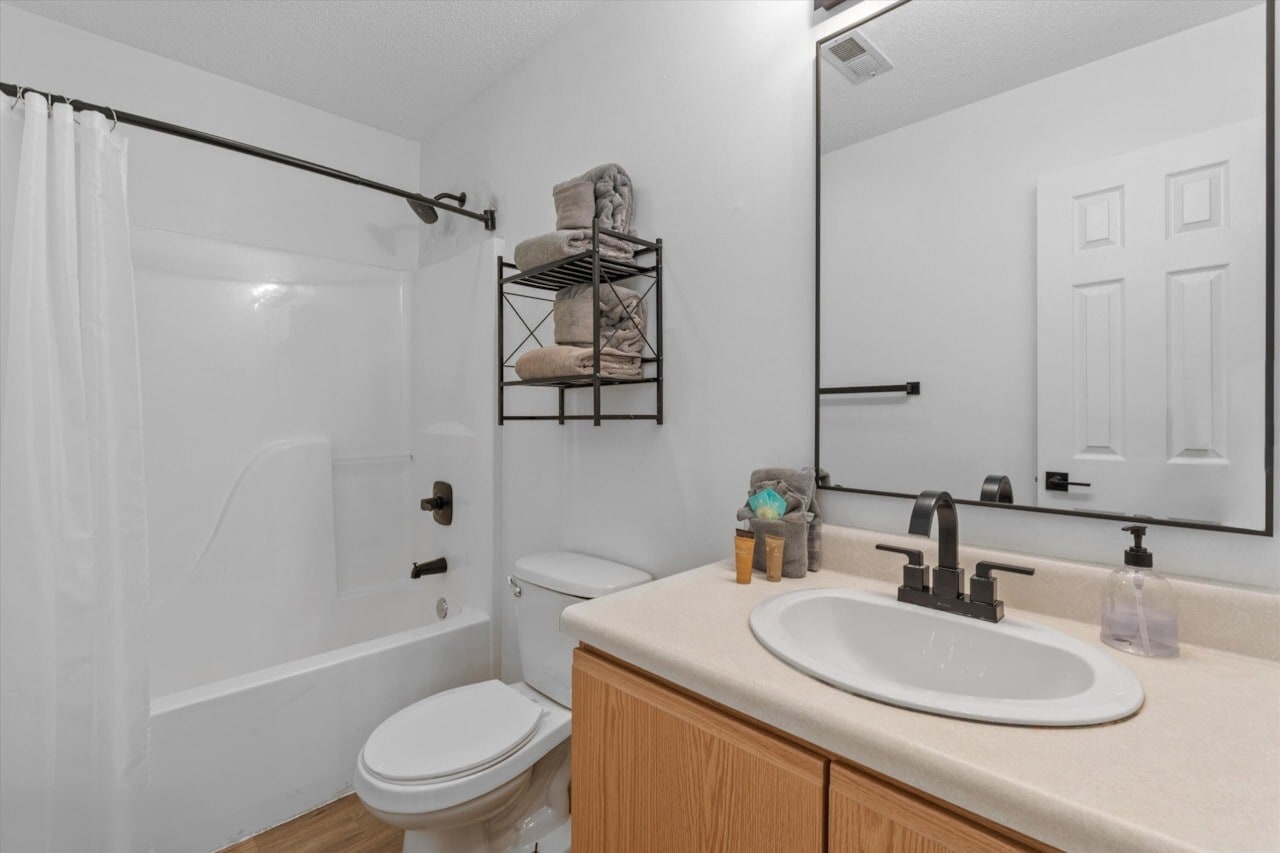 Bathroom - 1132 Fielding Dr