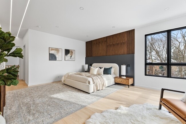 Building Photo - 90 Auburndale Ave