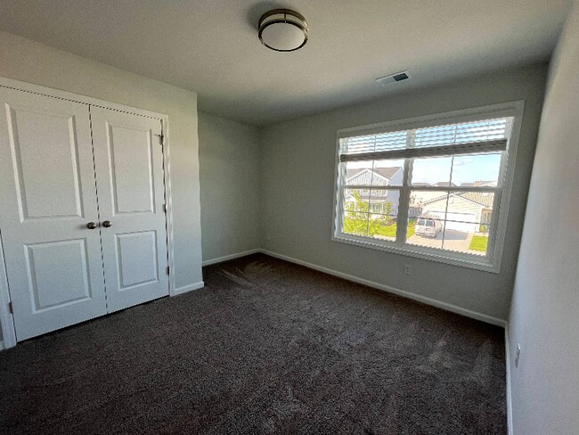 Building Photo - 125 Percheron Dr